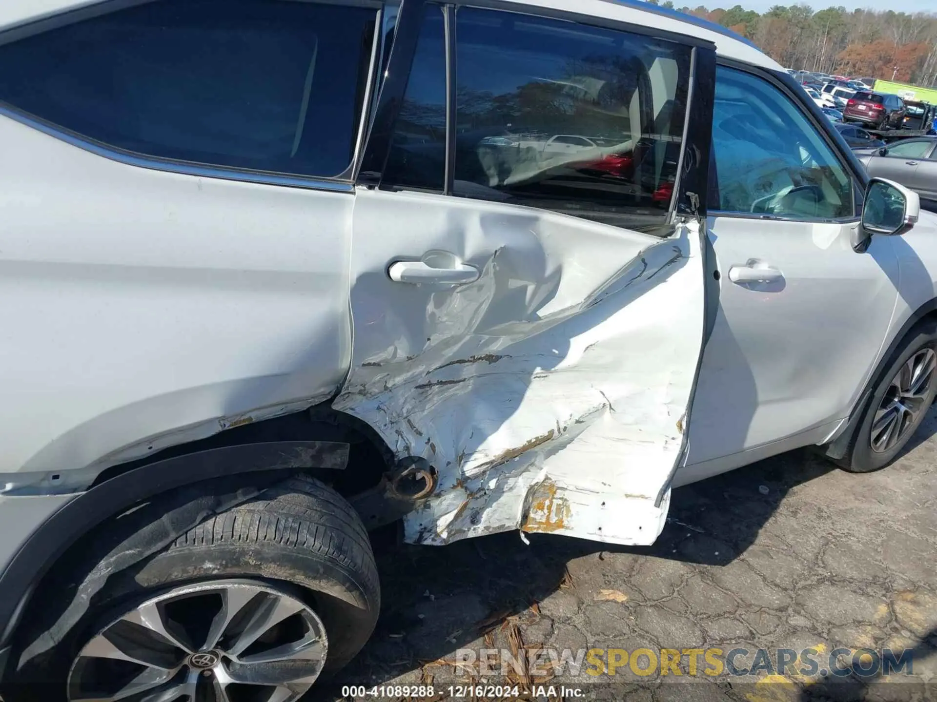 6 fotografías del automóvil dañado 5TDGZRBH9LS501787 TOYOTA HIGHLANDER 2020