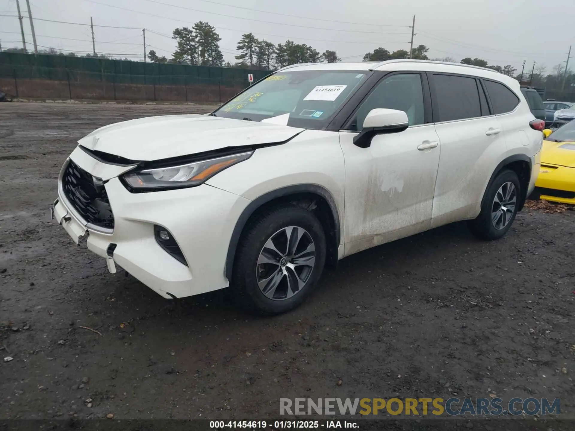 2 fotografías del automóvil dañado 5TDGZRBH9LS514040 TOYOTA HIGHLANDER 2020