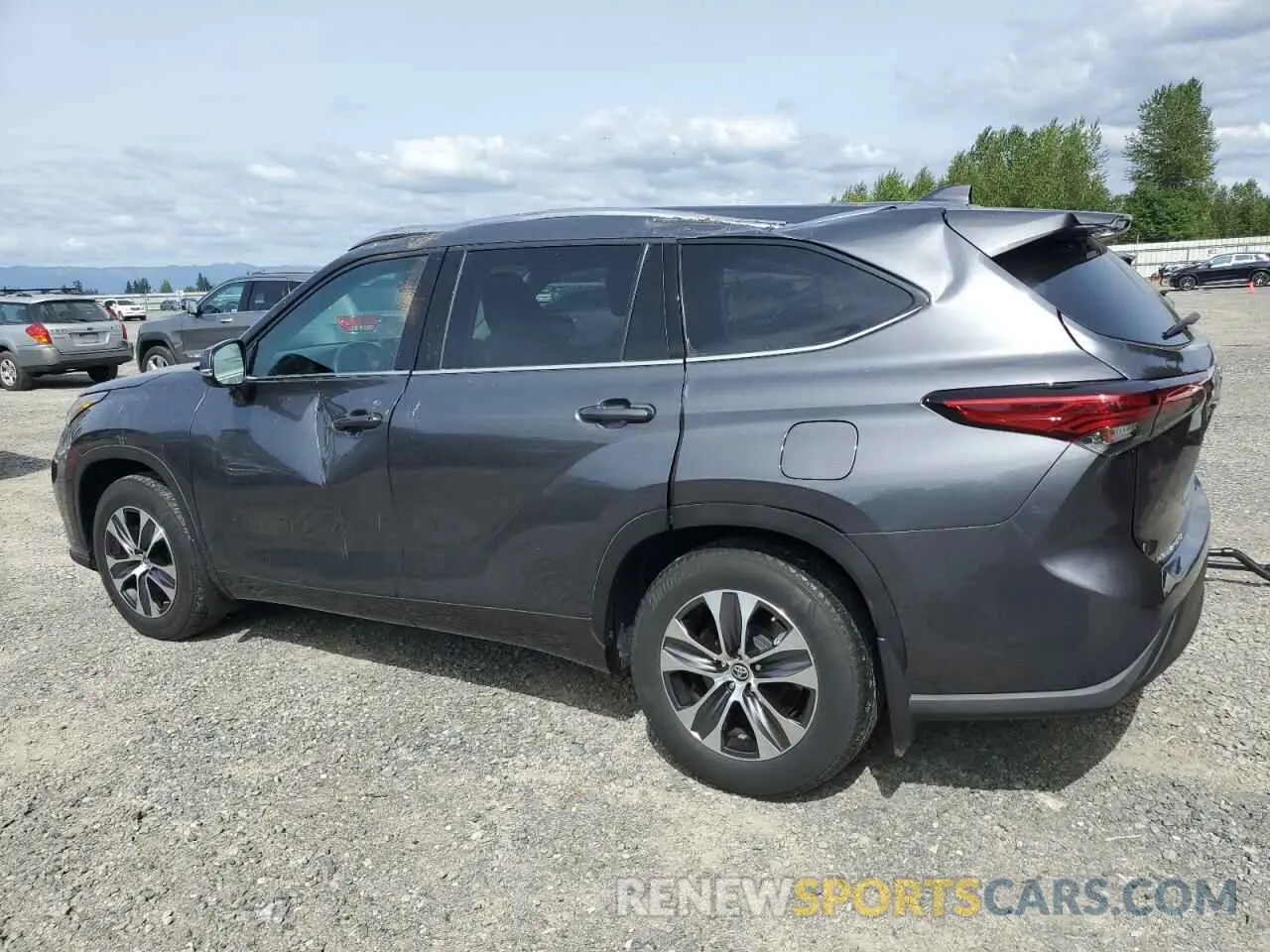2 fotografías del automóvil dañado 5TDGZRBHXLS516539 TOYOTA HIGHLANDER 2020