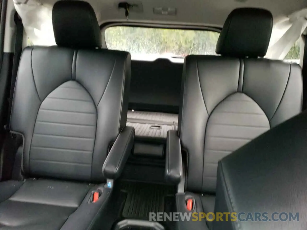 10 fotografías del automóvil dañado 5TDGZRBHXLS521370 TOYOTA HIGHLANDER 2020