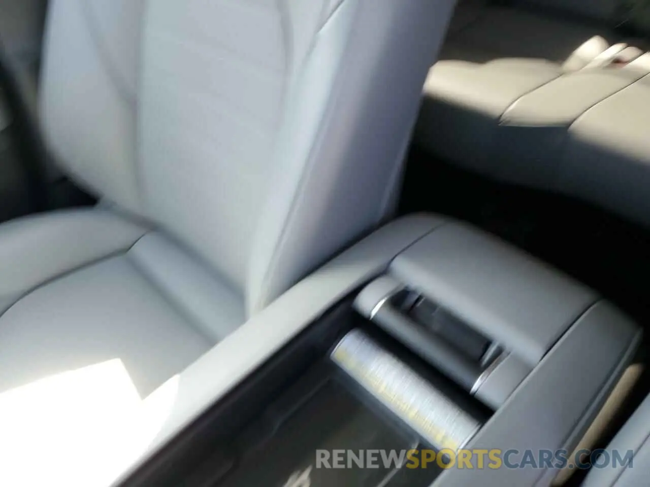 10 fotografías del automóvil dañado 5TDHBRCH0LS513253 TOYOTA HIGHLANDER 2020