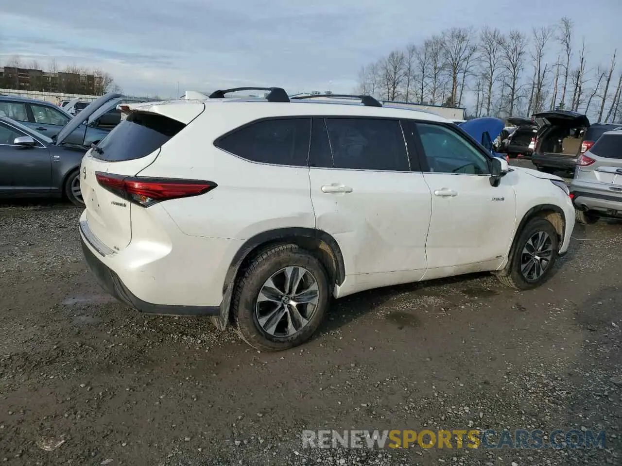 3 fotografías del automóvil dañado 5TDHBRCH3LS500738 TOYOTA HIGHLANDER 2020
