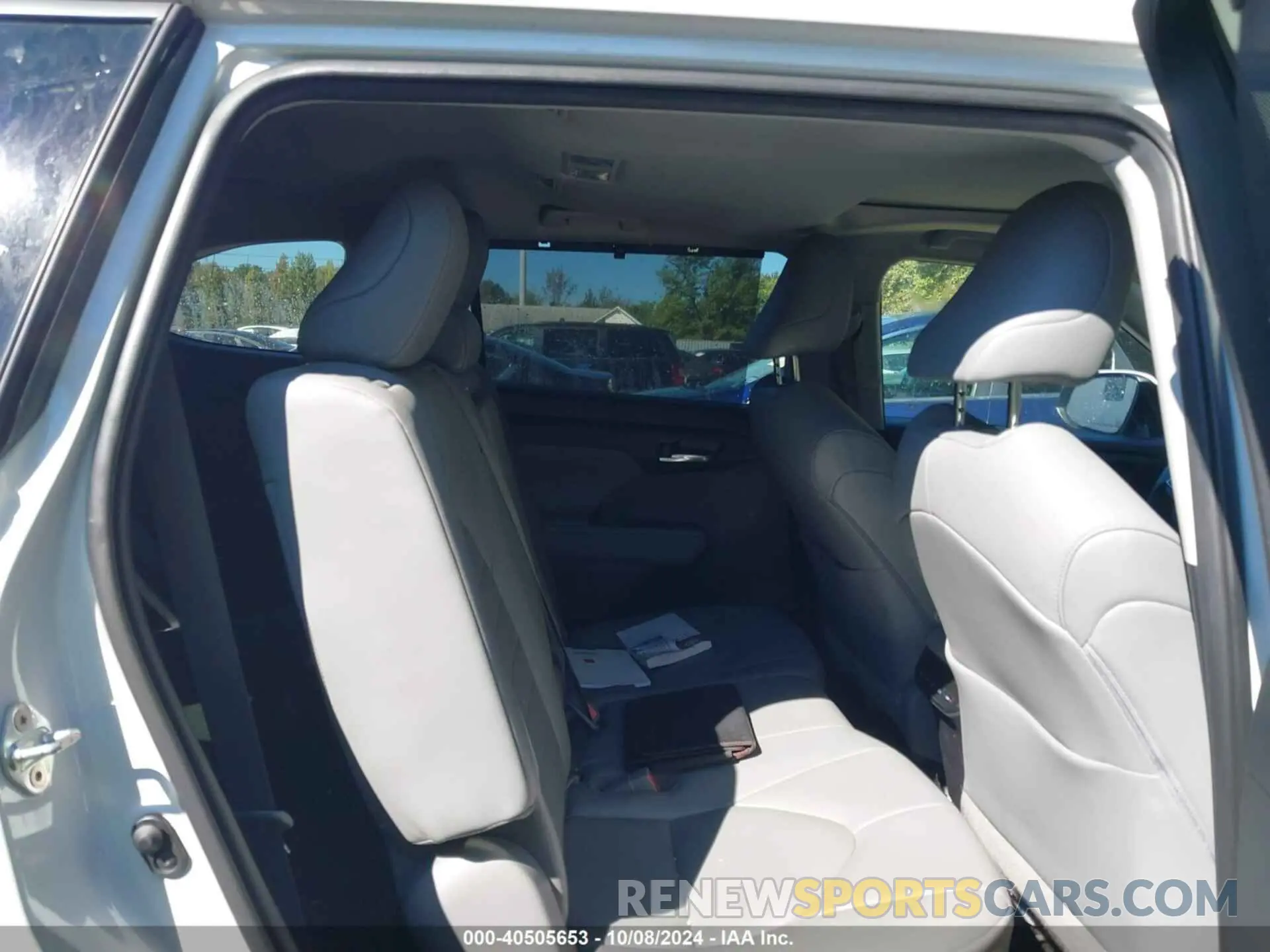 8 fotografías del automóvil dañado 5TDHBRCH3LS508354 TOYOTA HIGHLANDER 2020