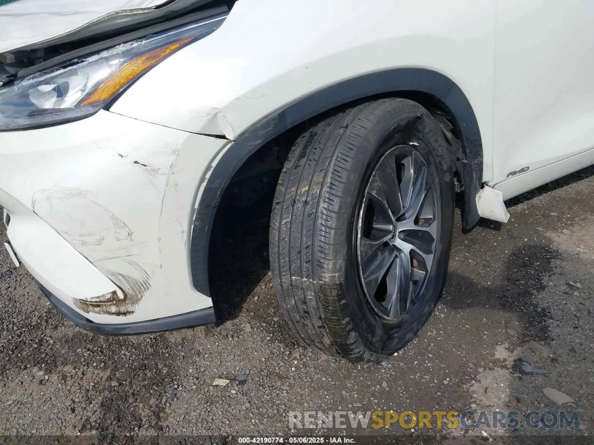 19 fotografías del automóvil dañado 5TDHBRCH3LS510590 TOYOTA HIGHLANDER 2020