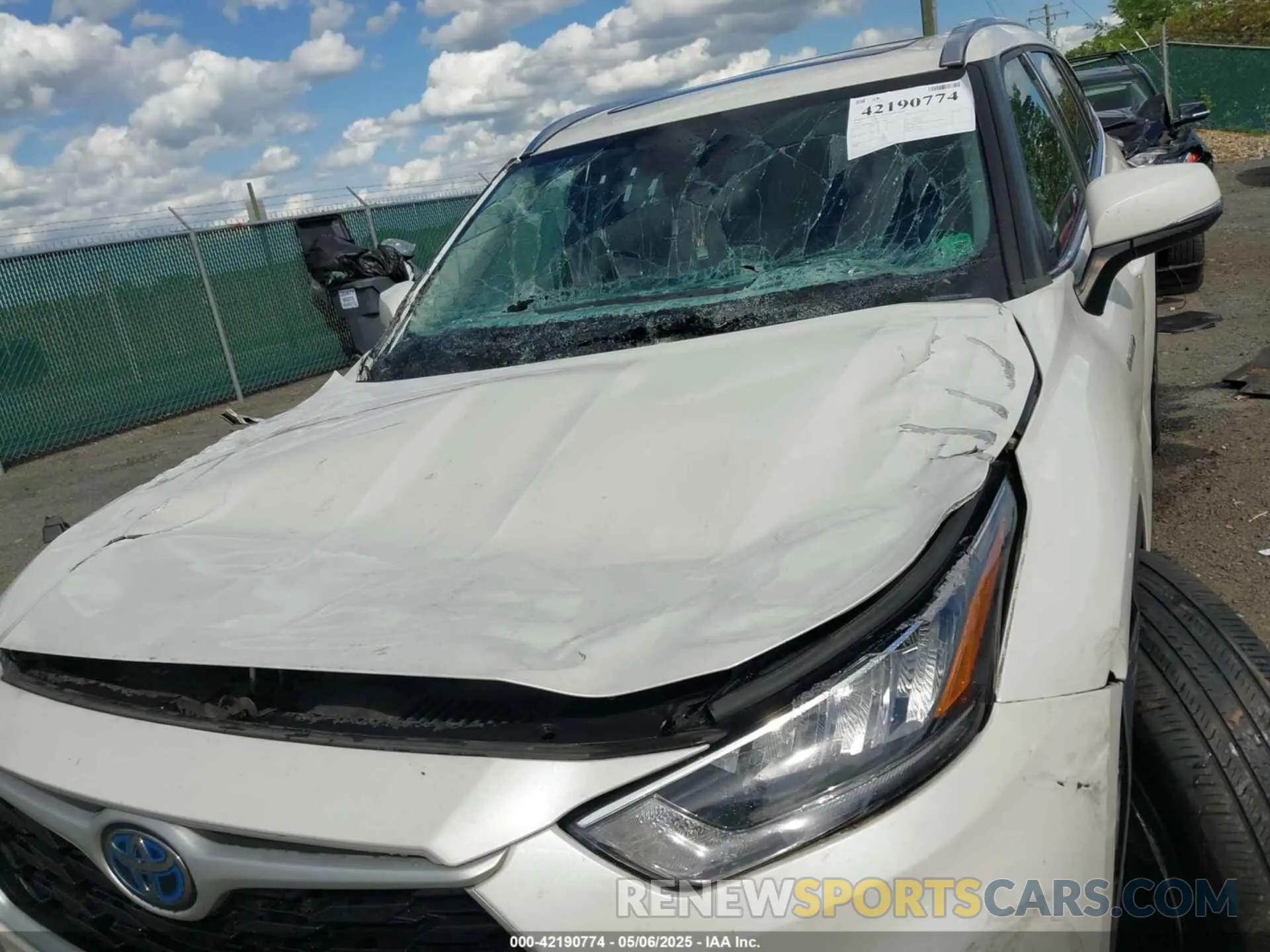 6 fotografías del automóvil dañado 5TDHBRCH3LS510590 TOYOTA HIGHLANDER 2020