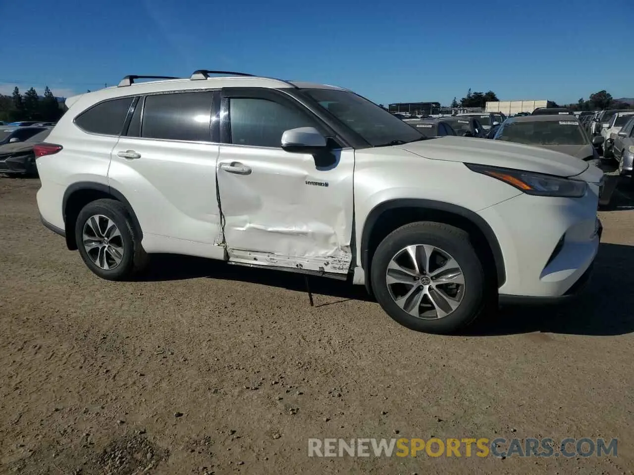 4 fotografías del automóvil dañado 5TDHBRCH4LS506774 TOYOTA HIGHLANDER 2020