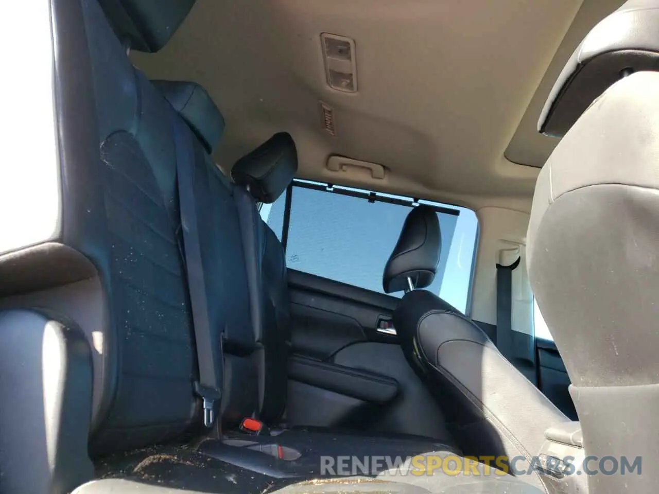 11 fotografías del automóvil dañado 5TDHBRCH5LS506153 TOYOTA HIGHLANDER 2020