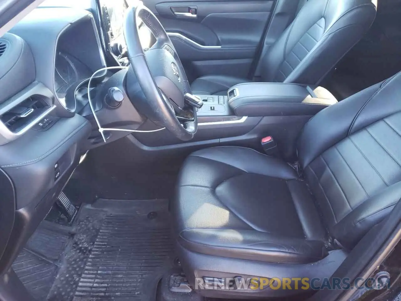 7 fotografías del automóvil dañado 5TDHBRCH5LS506153 TOYOTA HIGHLANDER 2020