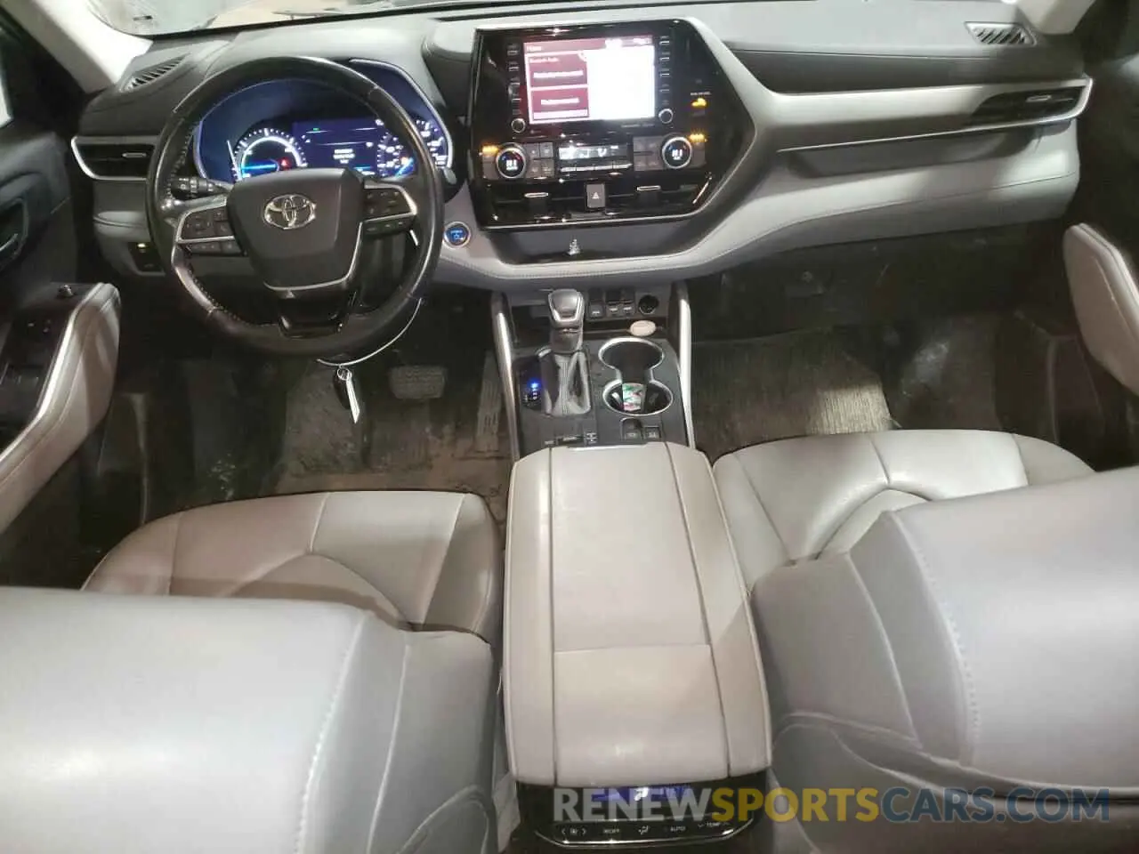 8 fotografías del automóvil dañado 5TDHBRCH6LS502256 TOYOTA HIGHLANDER 2020