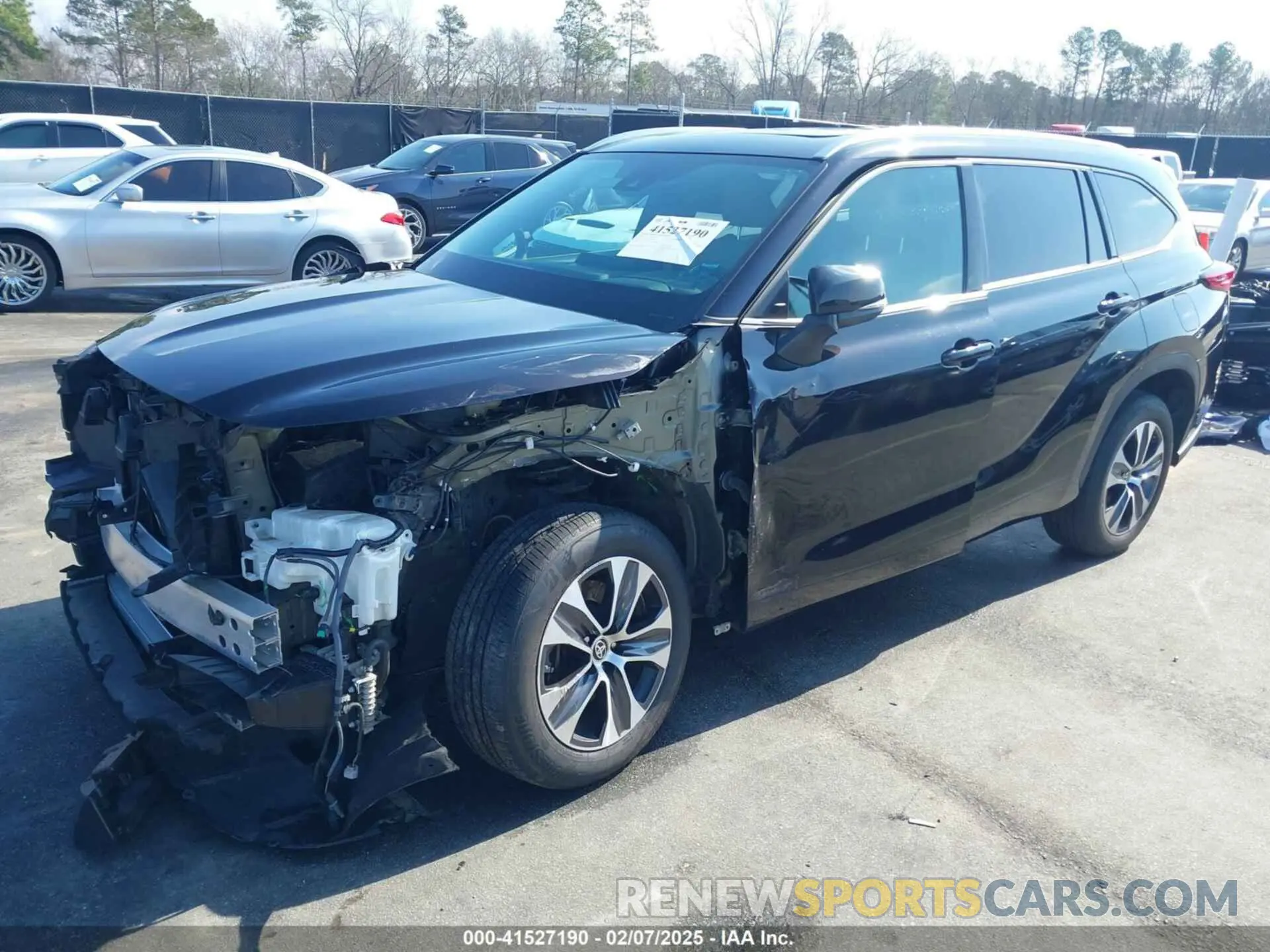 2 fotografías del automóvil dañado 5TDHZRAH2LS004537 TOYOTA HIGHLANDER 2020