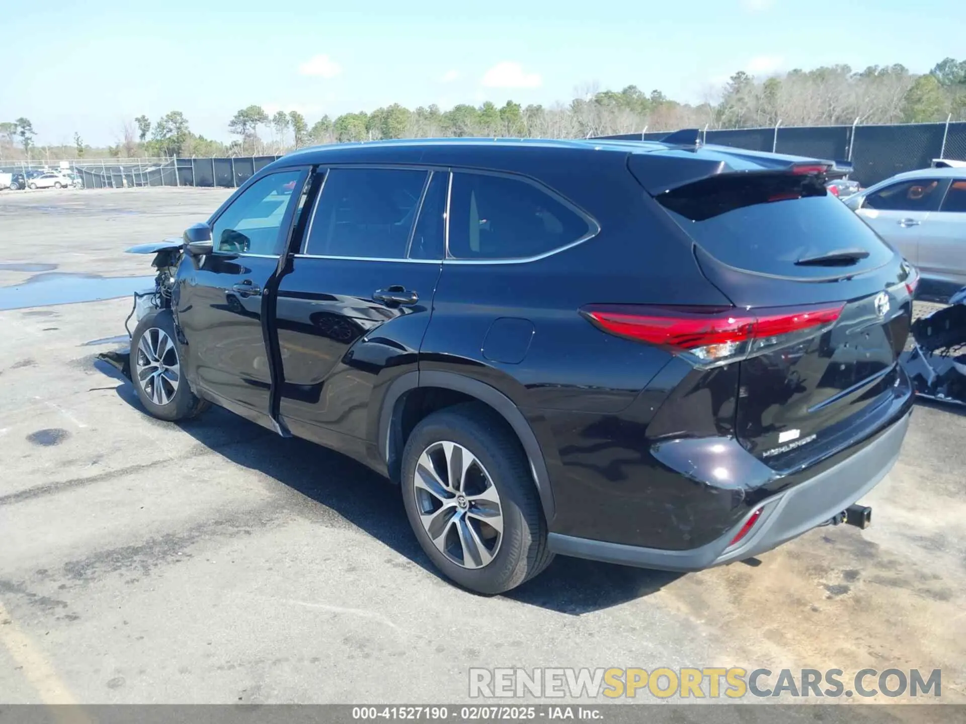 3 fotografías del automóvil dañado 5TDHZRAH2LS004537 TOYOTA HIGHLANDER 2020