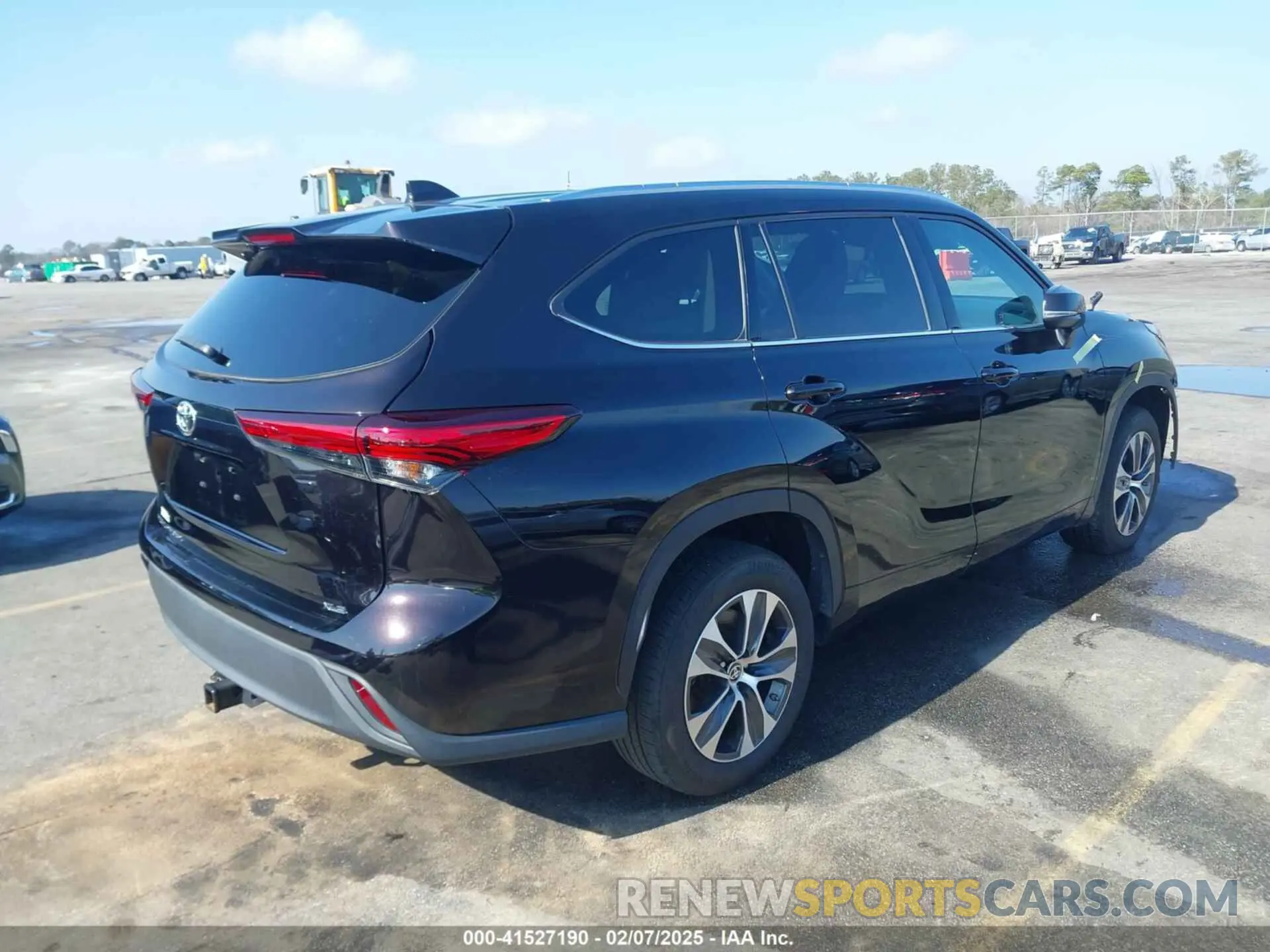 4 fotografías del automóvil dañado 5TDHZRAH2LS004537 TOYOTA HIGHLANDER 2020