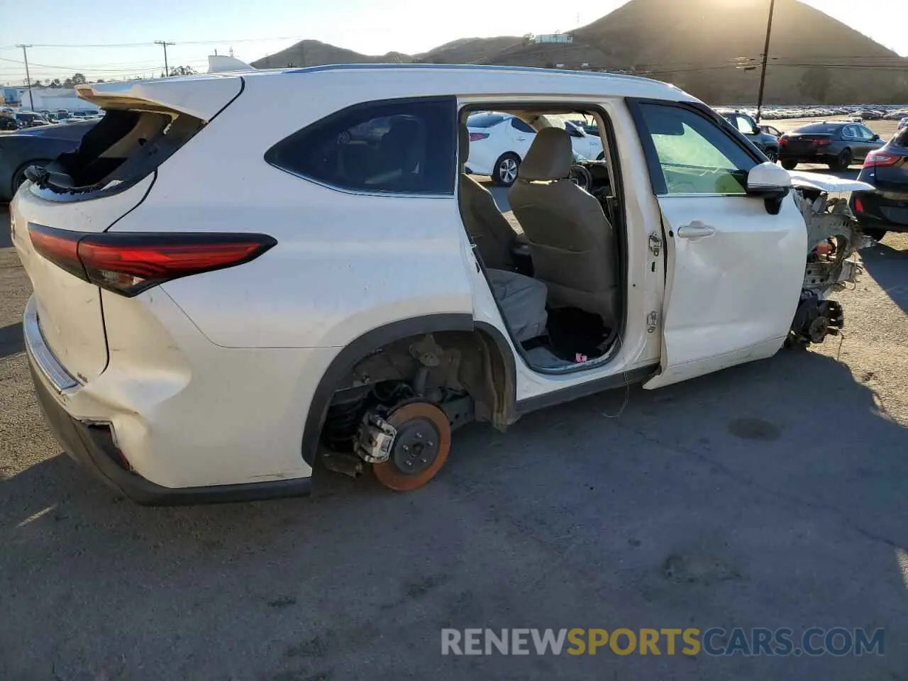 3 fotografías del automóvil dañado 5TDHZRAH6LS012561 TOYOTA HIGHLANDER 2020