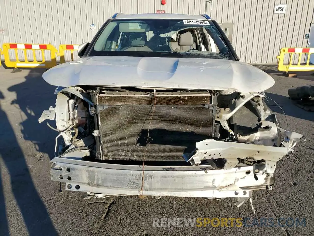 5 fotografías del automóvil dañado 5TDHZRAH6LS012561 TOYOTA HIGHLANDER 2020