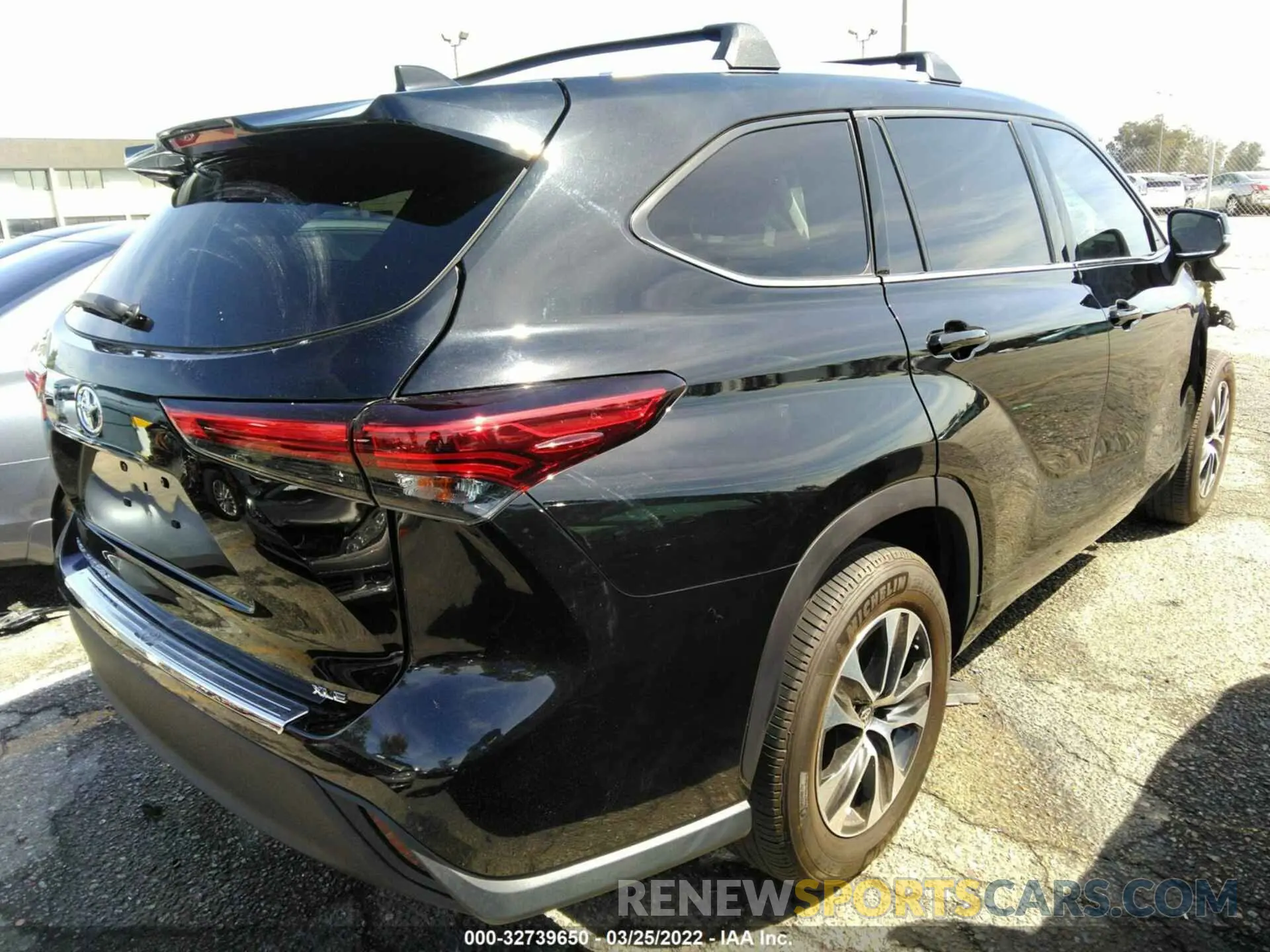 4 fotografías del automóvil dañado 5TDHZRAH6LS512168 TOYOTA HIGHLANDER 2020