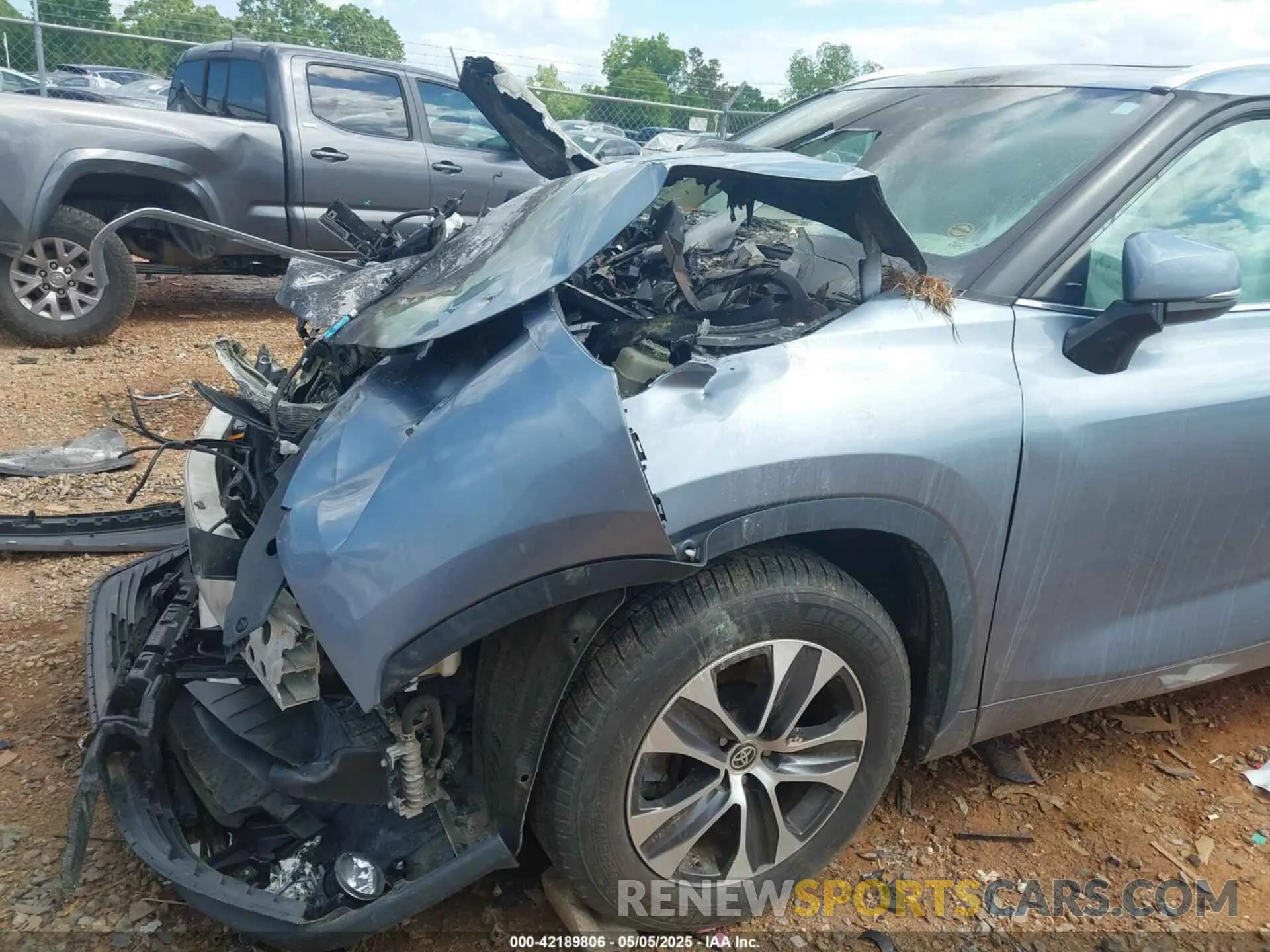 6 fotografías del automóvil dañado 5TDHZRAHXLS027905 TOYOTA HIGHLANDER 2020