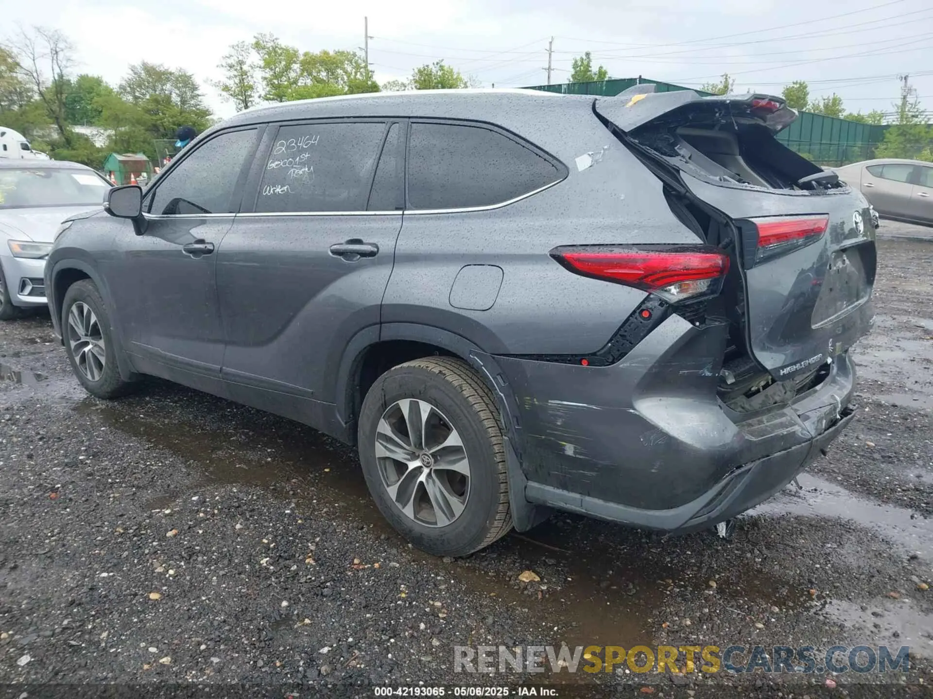 3 fotografías del automóvil dañado 5TDHZRBH1LS024941 TOYOTA HIGHLANDER 2020