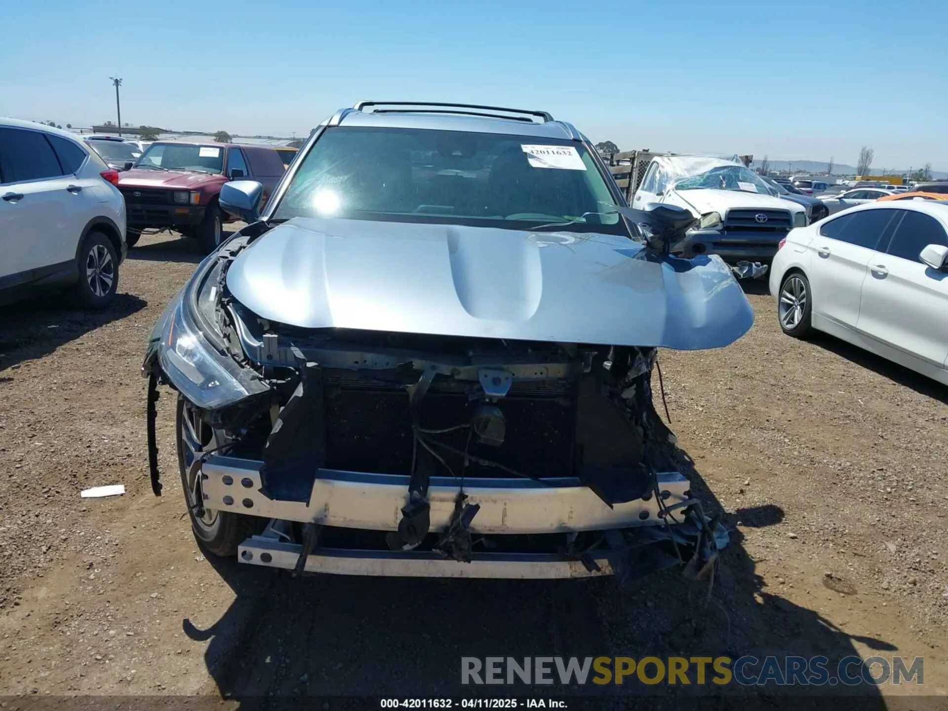 13 fotografías del automóvil dañado 5TDHZRBH3LS020065 TOYOTA HIGHLANDER 2020