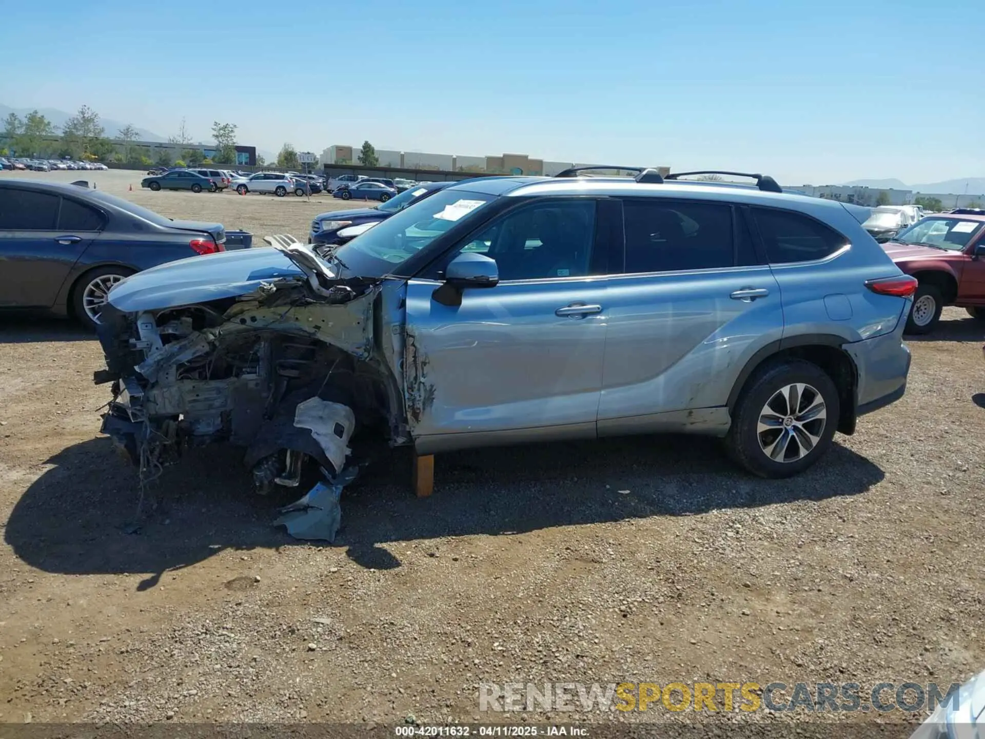 15 fotografías del automóvil dañado 5TDHZRBH3LS020065 TOYOTA HIGHLANDER 2020