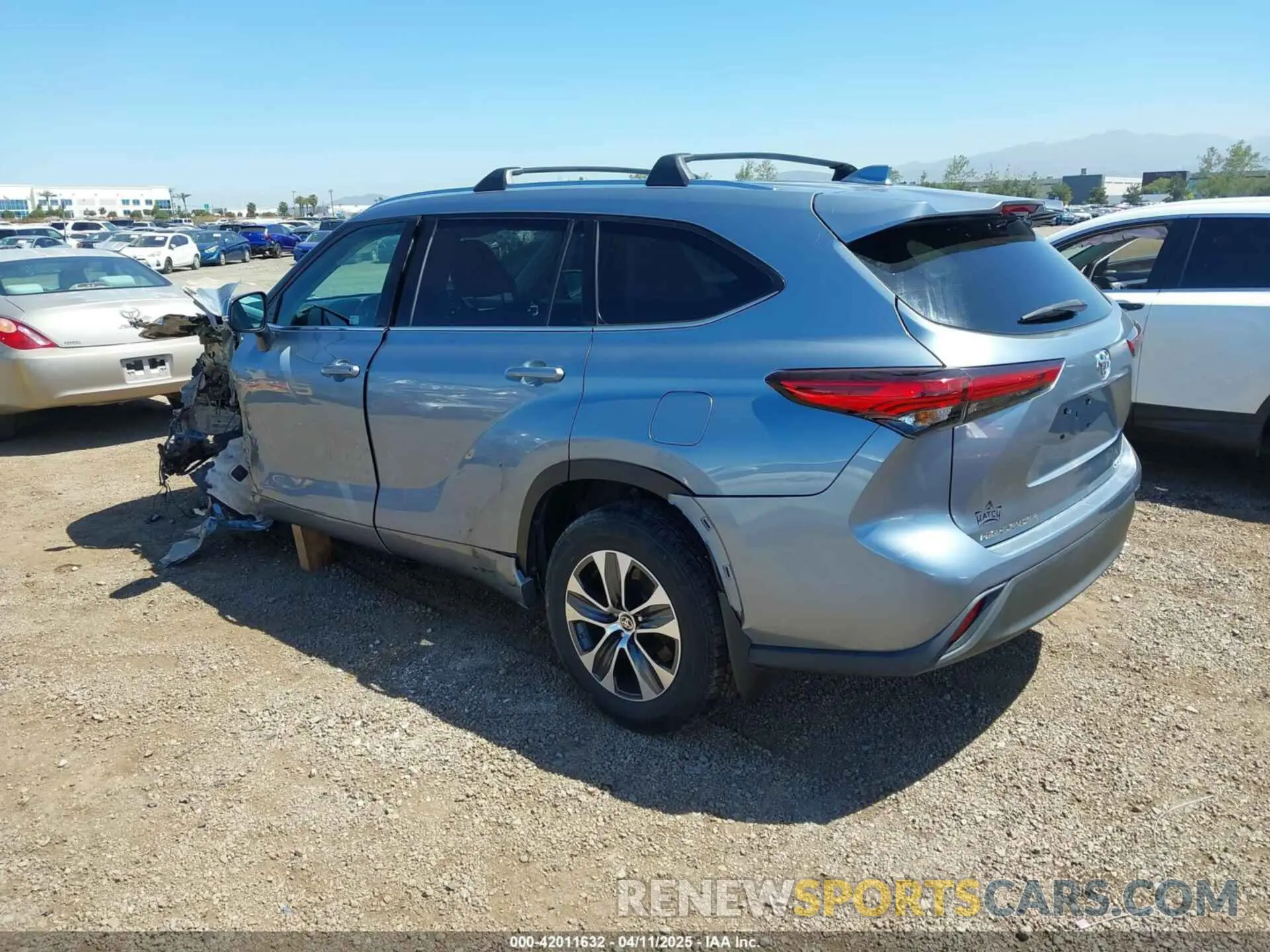 3 fotografías del automóvil dañado 5TDHZRBH3LS020065 TOYOTA HIGHLANDER 2020