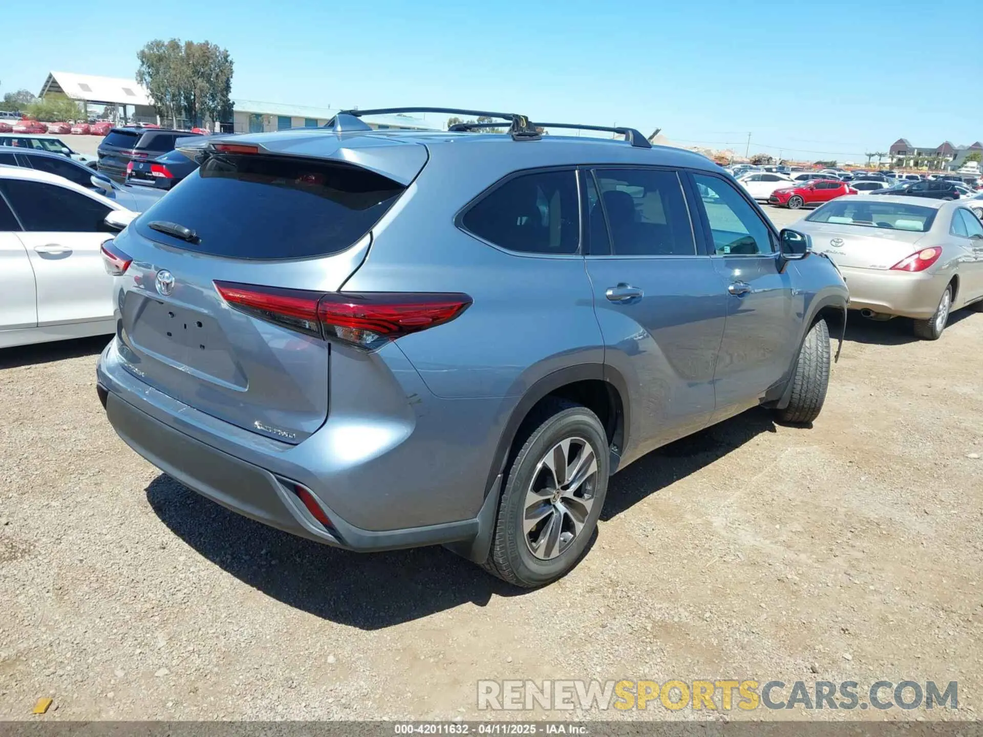 4 fotografías del automóvil dañado 5TDHZRBH3LS020065 TOYOTA HIGHLANDER 2020