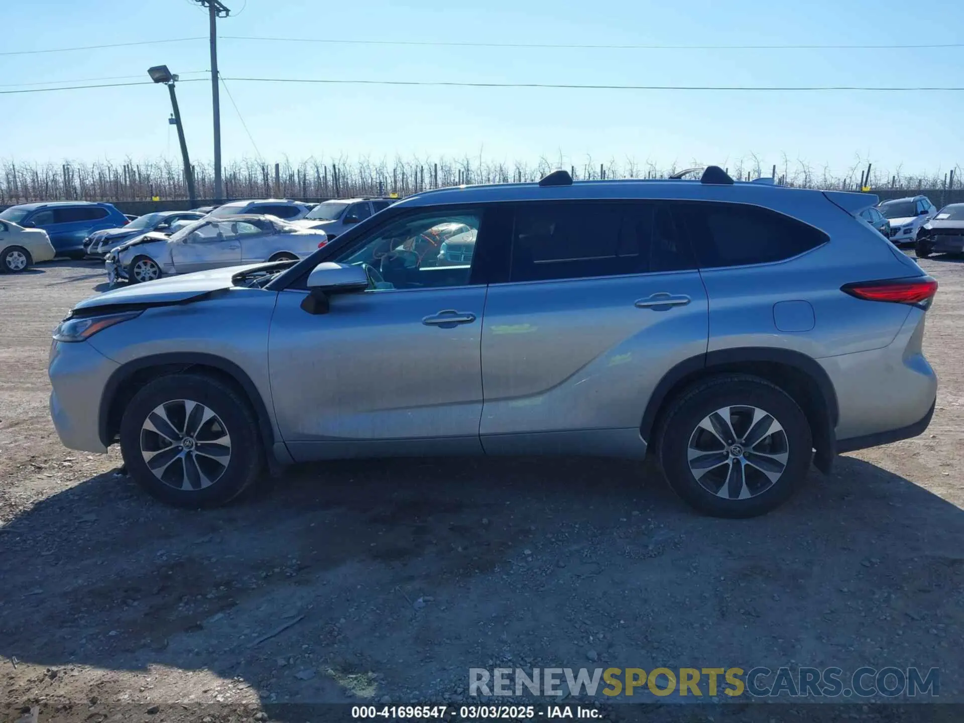 14 fotografías del automóvil dañado 5TDHZRBH4LS003176 TOYOTA HIGHLANDER 2020