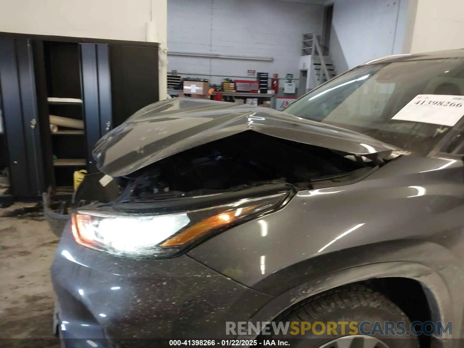 19 fotografías del automóvil dañado 5TDHZRBH8LS004783 TOYOTA HIGHLANDER 2020