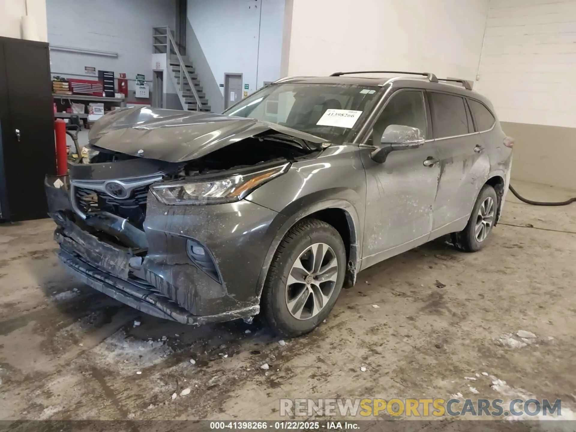 2 fotografías del automóvil dañado 5TDHZRBH8LS004783 TOYOTA HIGHLANDER 2020