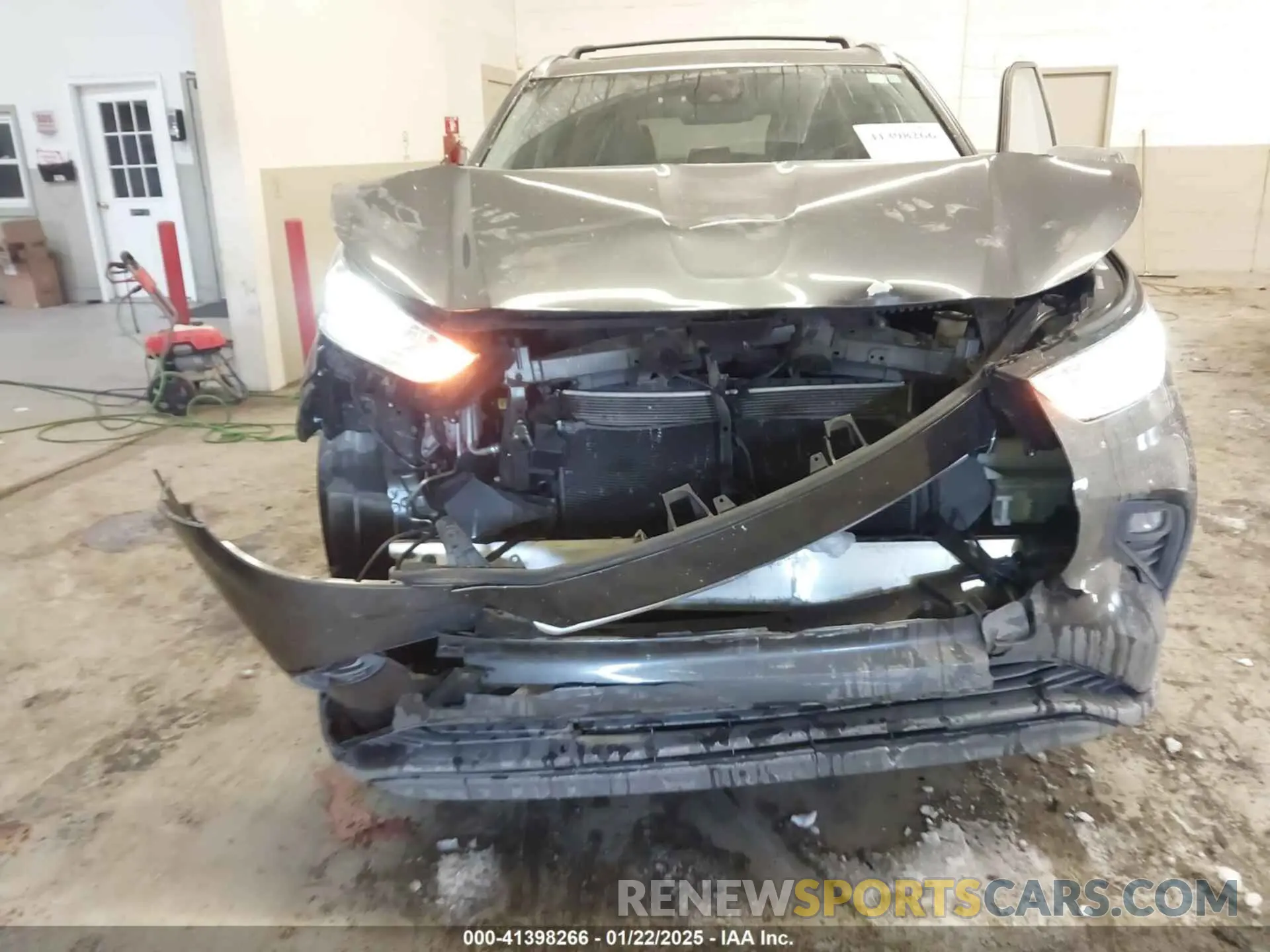 6 fotografías del automóvil dañado 5TDHZRBH8LS004783 TOYOTA HIGHLANDER 2020