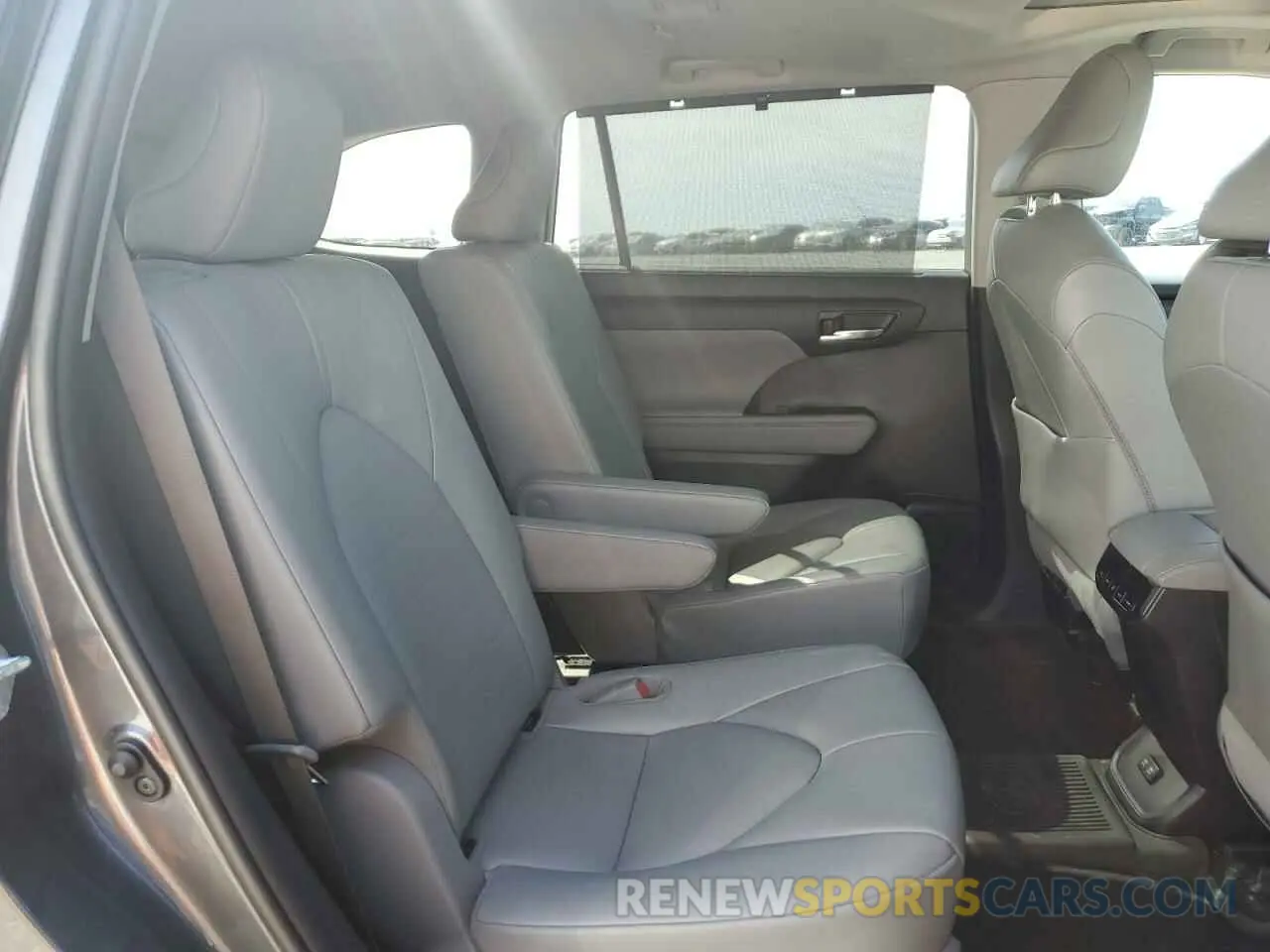 11 fotografías del automóvil dañado 5TDHZRBH9LS004078 TOYOTA HIGHLANDER 2020