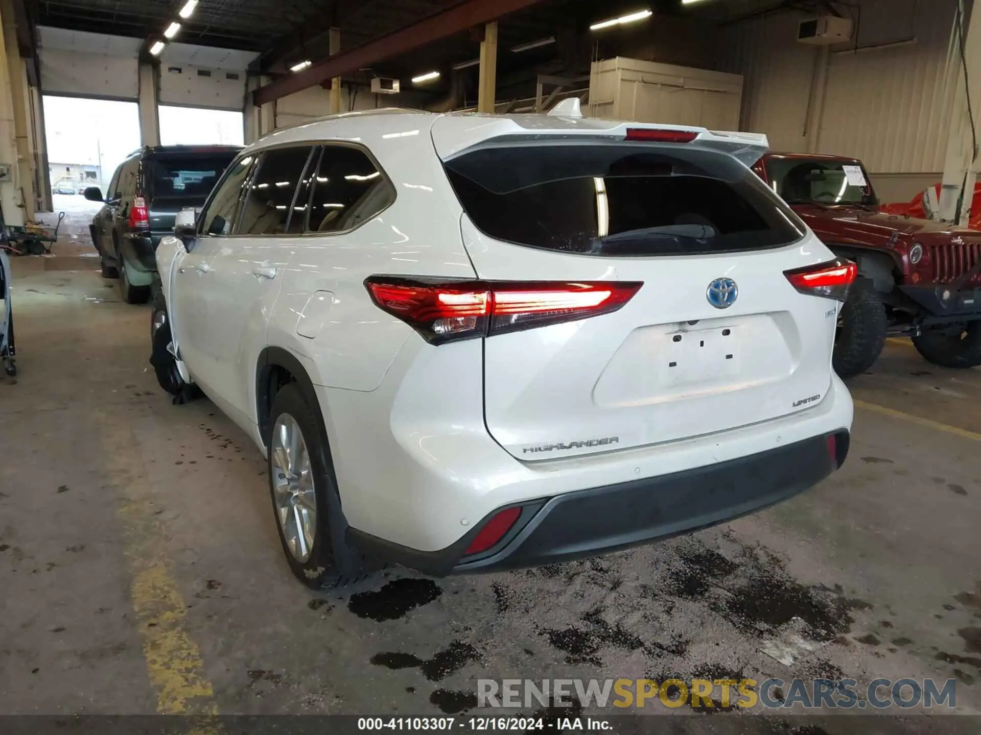 3 fotografías del automóvil dañado 5TDXBRCH8LS006726 TOYOTA HIGHLANDER 2020