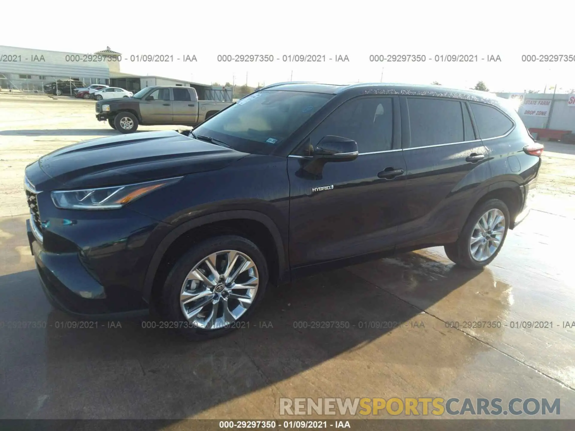 2 fotografías del automóvil dañado 5TDYARAH5LS003261 TOYOTA HIGHLANDER 2020
