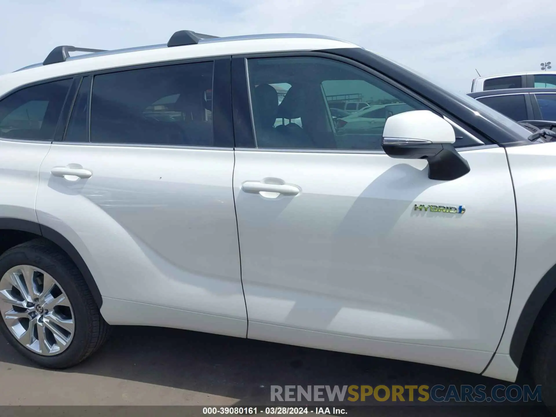 14 fotografías del automóvil dañado 5TDYARAH9LS002212 TOYOTA HIGHLANDER 2020