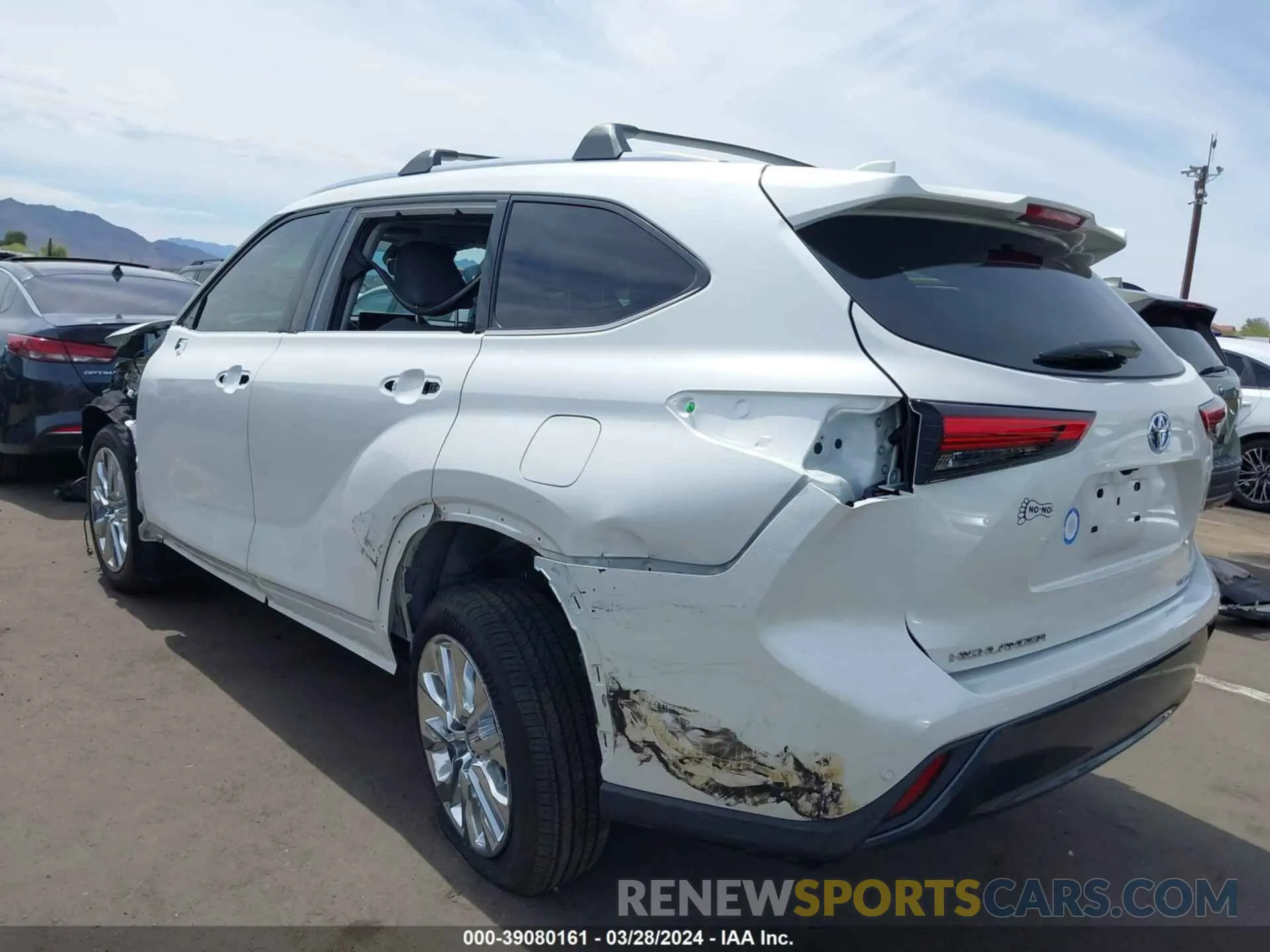 3 fotografías del automóvil dañado 5TDYARAH9LS002212 TOYOTA HIGHLANDER 2020