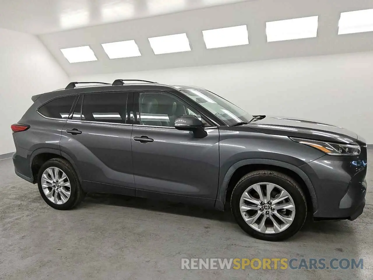 4 fotografías del automóvil dañado 5TDYZRAH0LS030926 TOYOTA HIGHLANDER 2020