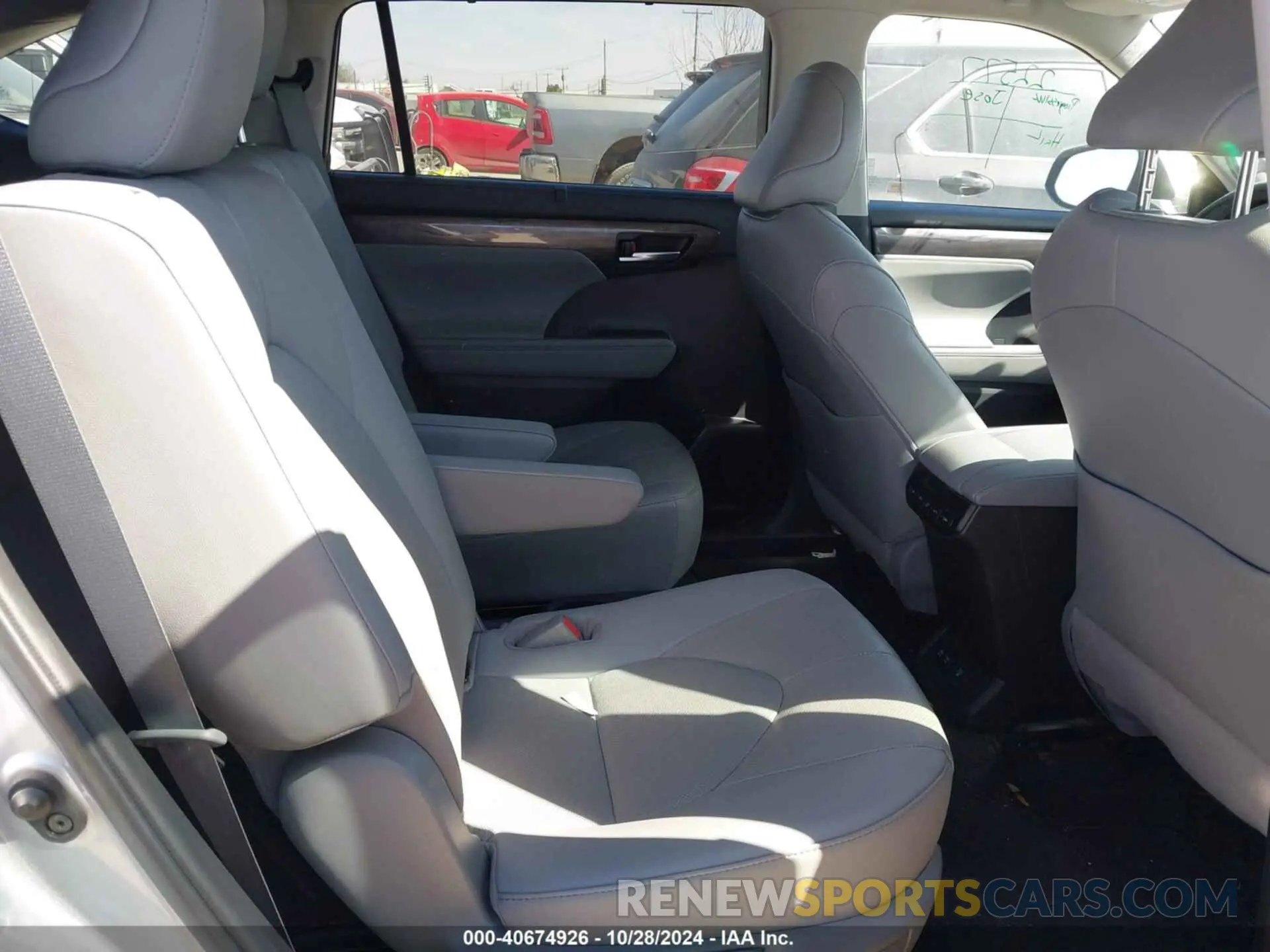 8 fotografías del automóvil dañado 5TDYZRAH9LS031136 TOYOTA HIGHLANDER 2020
