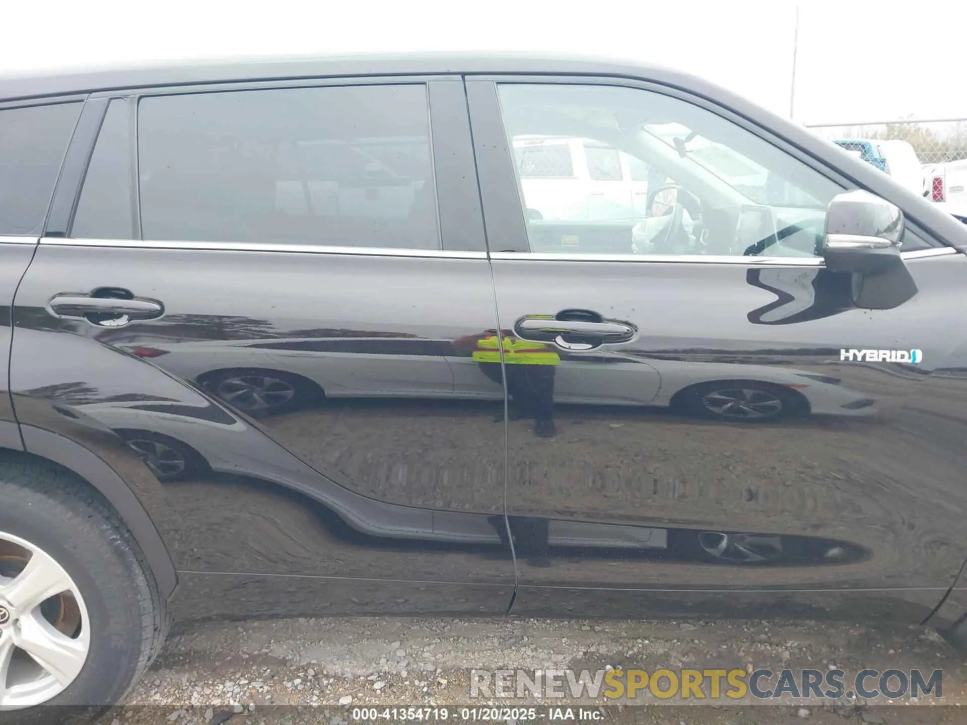 13 fotografías del automóvil dañado 5TDZARAH7LS002438 TOYOTA HIGHLANDER 2020
