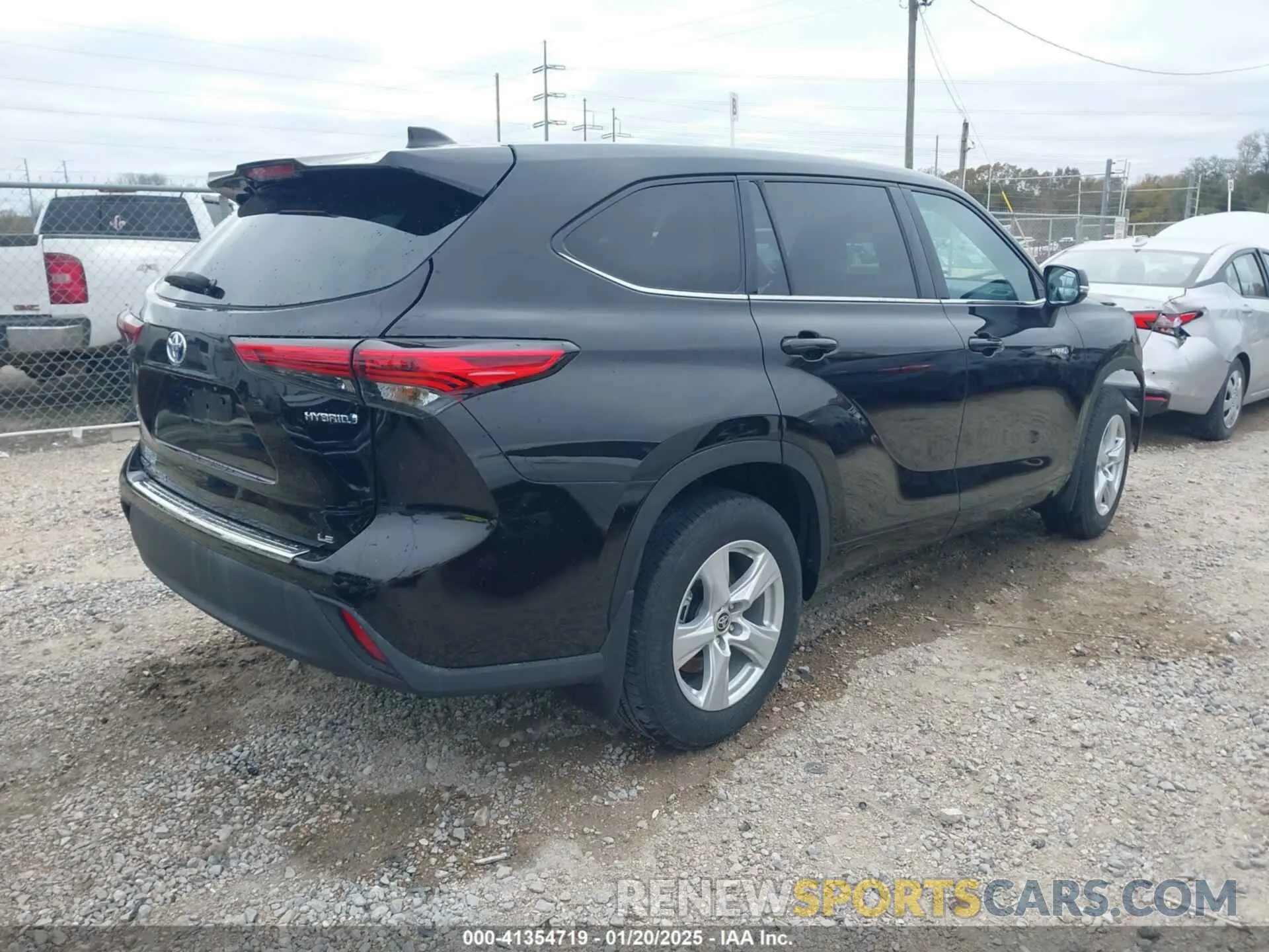 4 fotografías del automóvil dañado 5TDZARAH7LS002438 TOYOTA HIGHLANDER 2020
