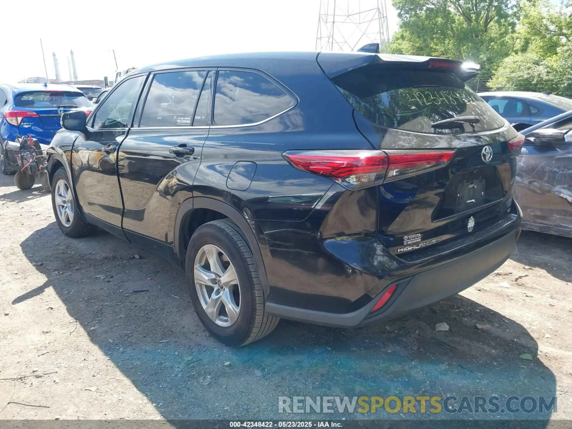 3 fotografías del automóvil dañado 5TDZZRAH1LS006865 TOYOTA HIGHLANDER 2020