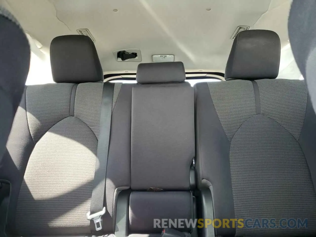 10 fotografías del automóvil dañado 5TDZZRAH2LS510230 TOYOTA HIGHLANDER 2020