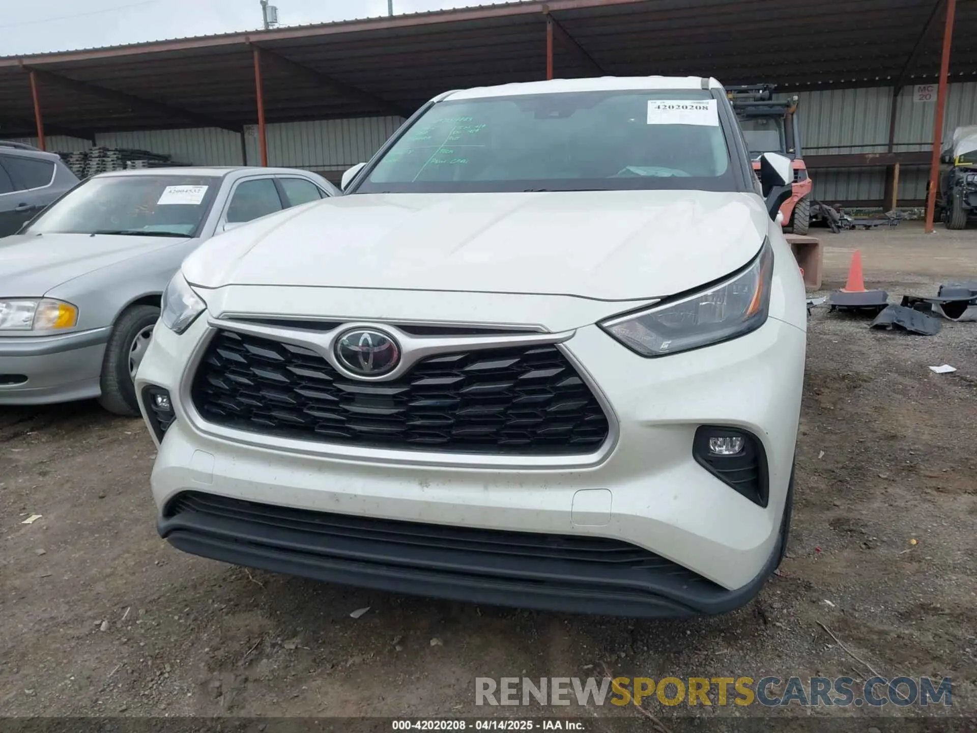 13 fotografías del automóvil dañado 5TDZZRAH3LS020153 TOYOTA HIGHLANDER 2020