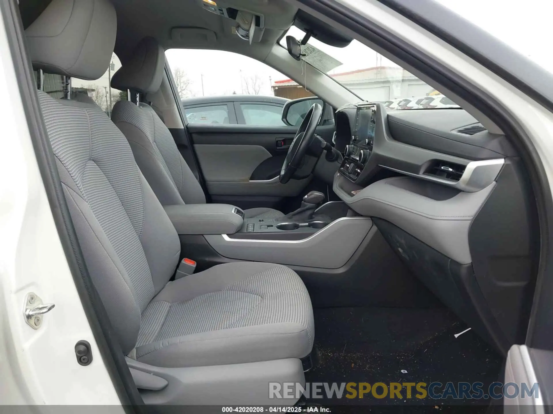 5 fotografías del automóvil dañado 5TDZZRAH3LS020153 TOYOTA HIGHLANDER 2020
