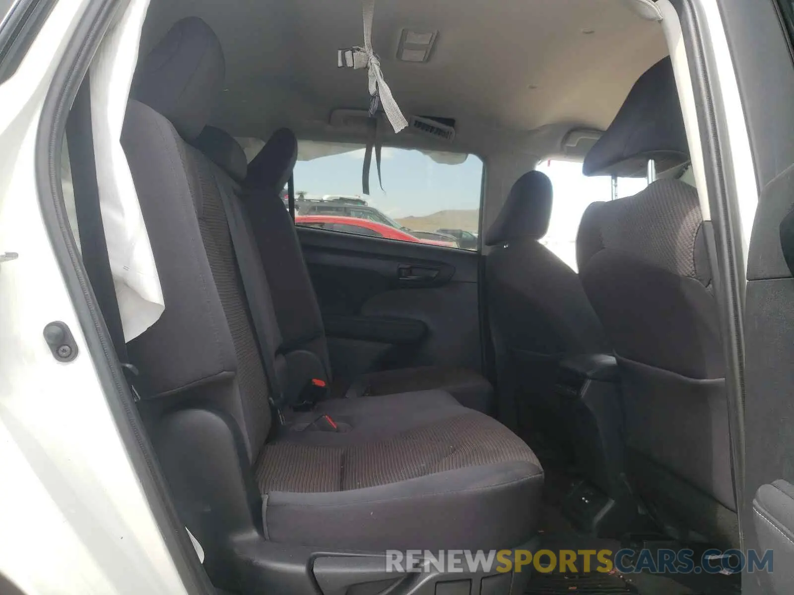 6 fotografías del automóvil dañado 5TDZZRAH4LS024504 TOYOTA HIGHLANDER 2020