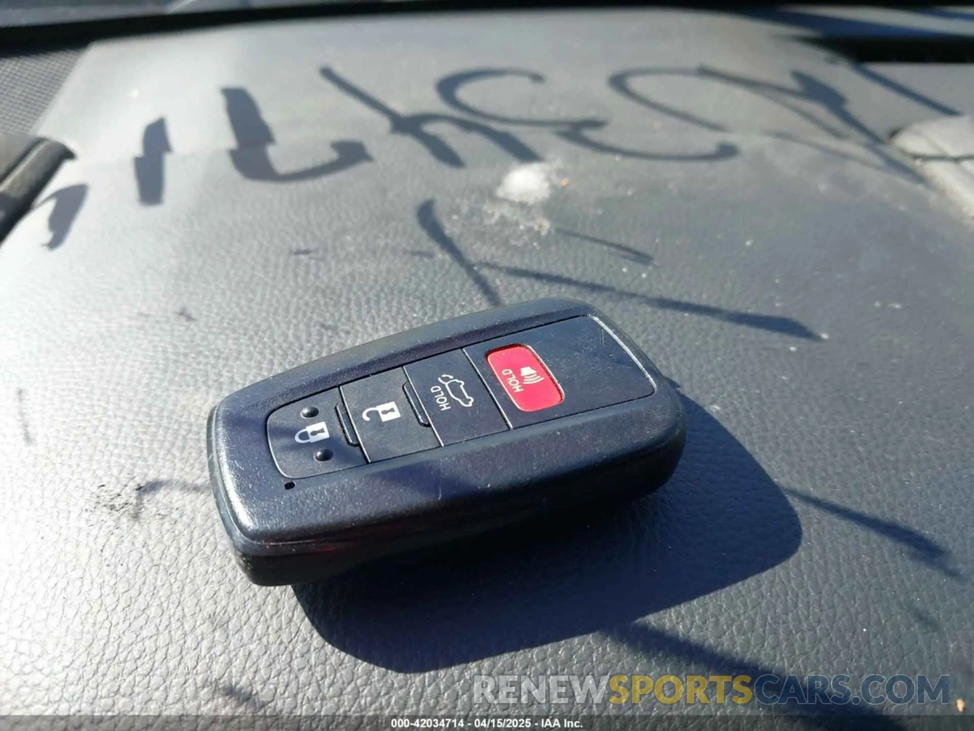 11 fotografías del automóvil dañado 5TDZZRAH6LS027761 TOYOTA HIGHLANDER 2020