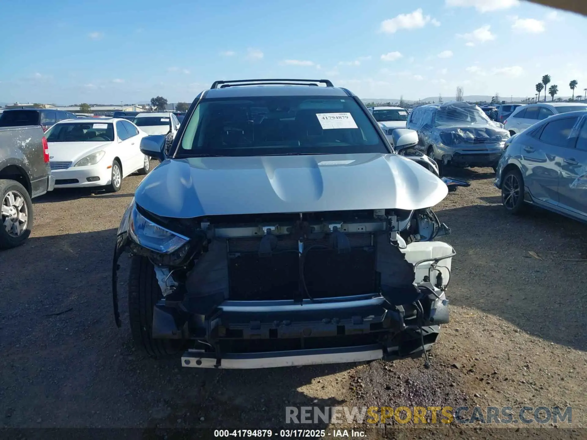 13 fotografías del automóvil dañado 5TDZZRAH6LS500736 TOYOTA HIGHLANDER 2020