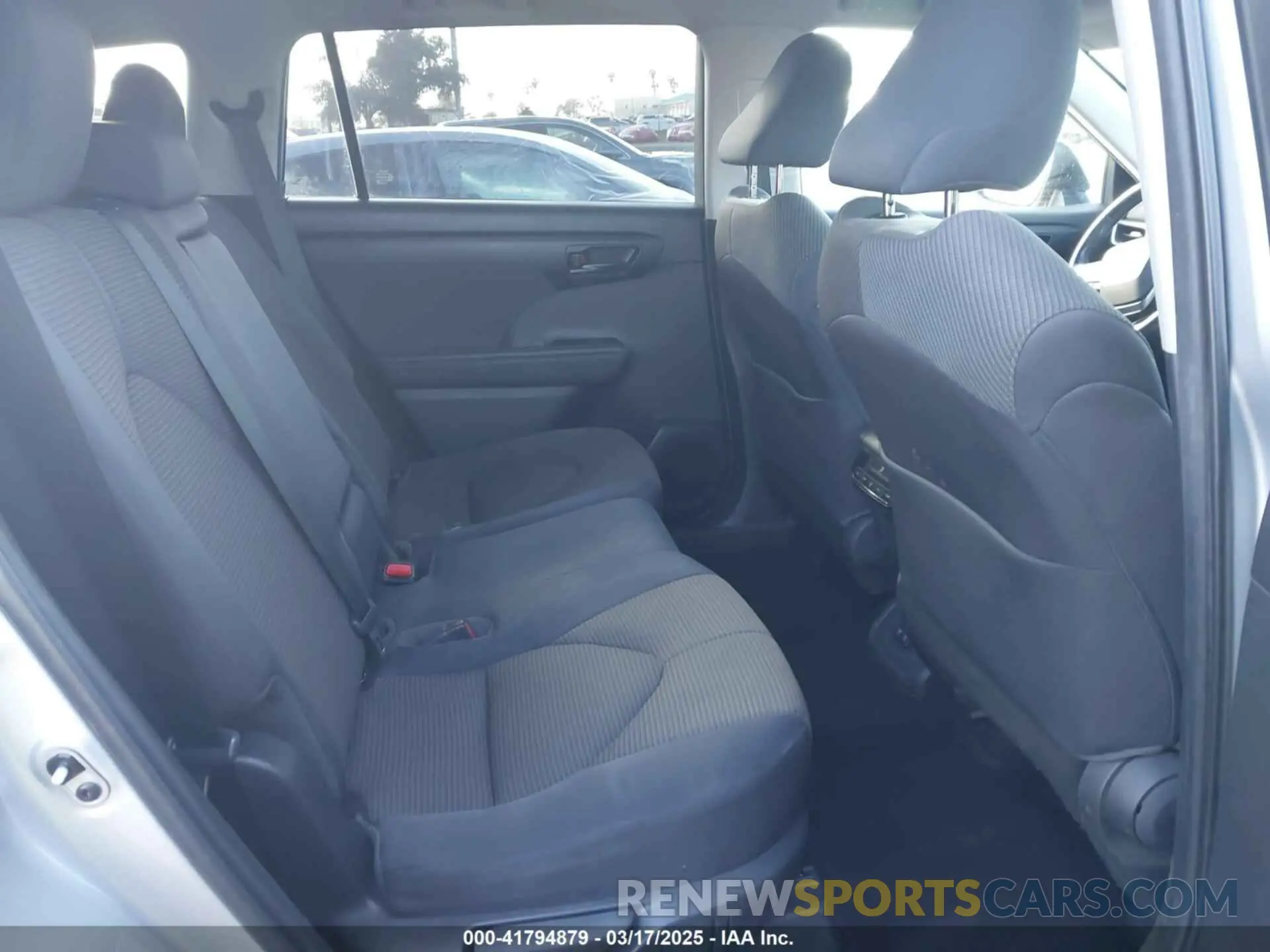8 fotografías del automóvil dañado 5TDZZRAH6LS500736 TOYOTA HIGHLANDER 2020