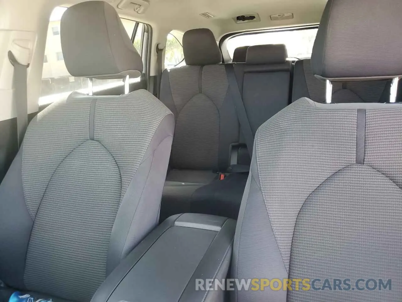 10 fotografías del automóvil dañado 5TDZZRAH7LS006417 TOYOTA HIGHLANDER 2020