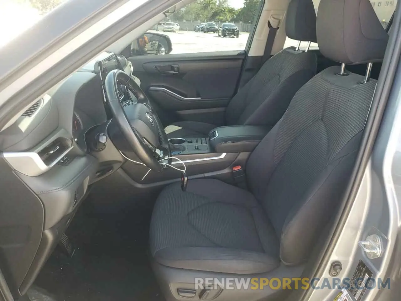 7 fotografías del automóvil dañado 5TDZZRAH7LS006417 TOYOTA HIGHLANDER 2020