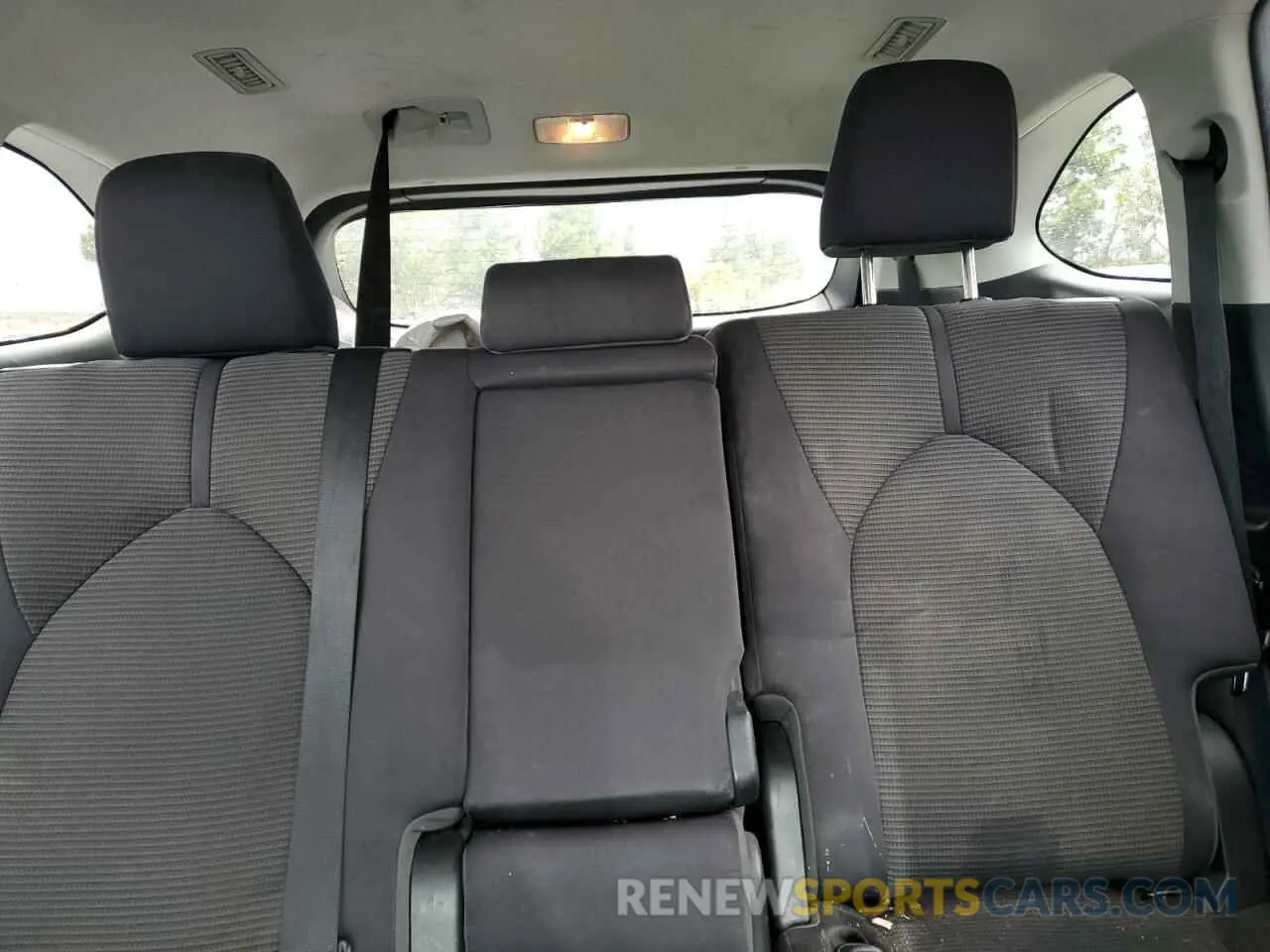 10 fotografías del automóvil dañado 5TDZZRAH7LS009964 TOYOTA HIGHLANDER 2020