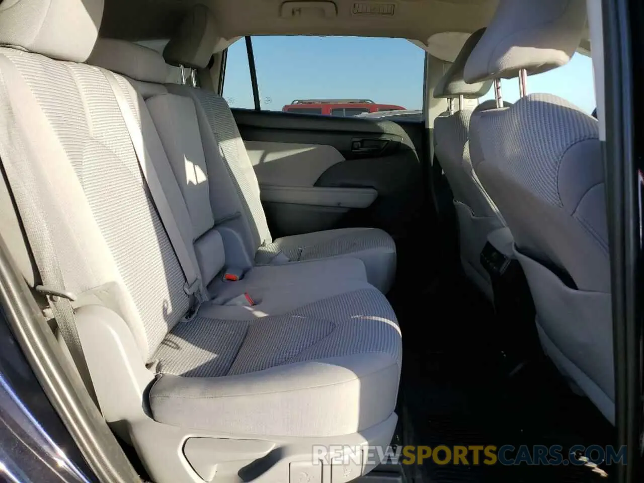 11 fotografías del automóvil dañado 5TDZZRAH9LS512217 TOYOTA HIGHLANDER 2020